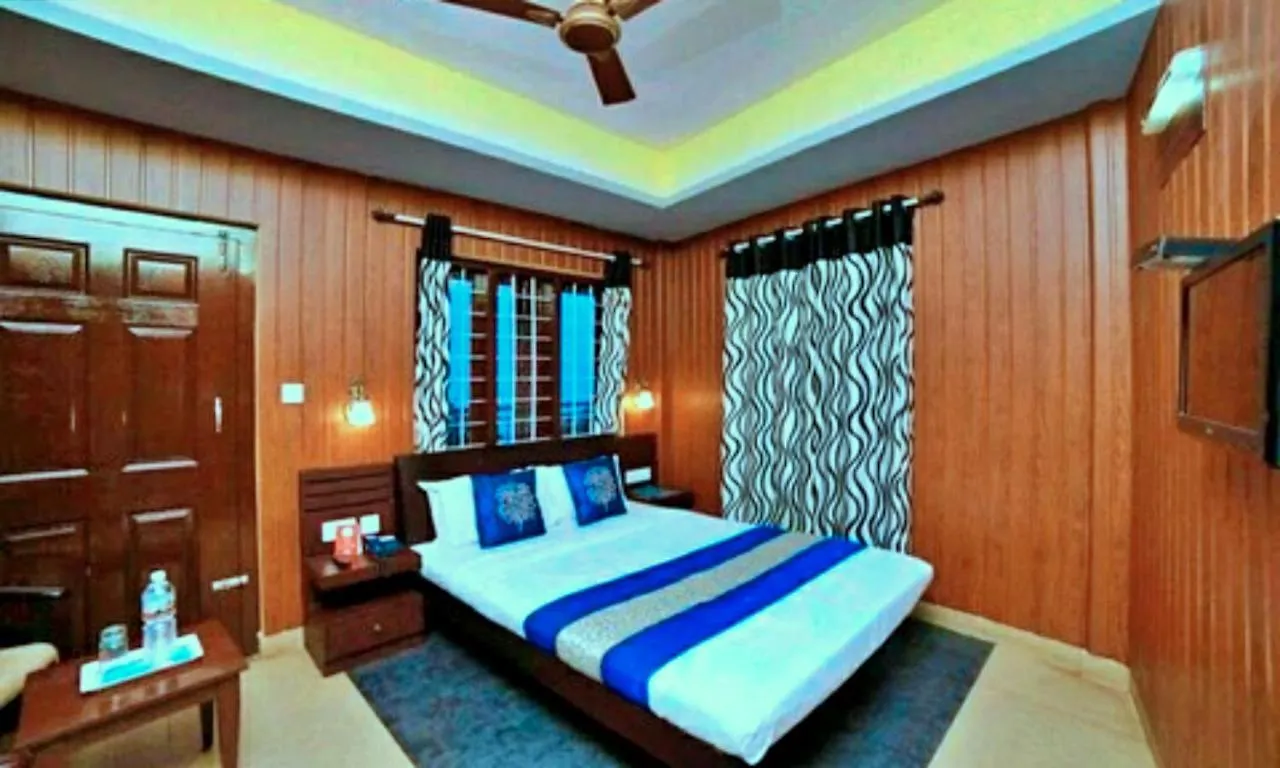Red Castle Munnar Hotel